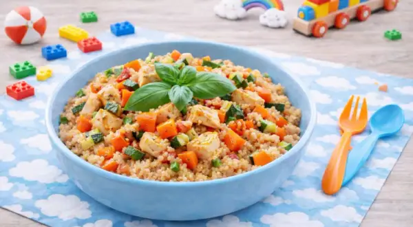 Cous cous con pollo e verdure, un piatto colorato e gustoso, perfetto per le ricette per bambini.